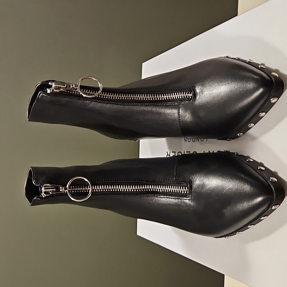 KURT GEIGER LONDON STUDDED BOOTIES - Picture 1 of 6